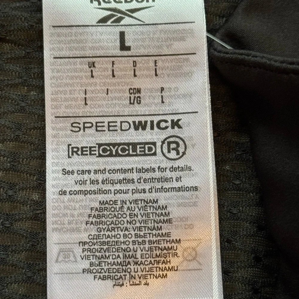 NWT Reebok part Mesh Black Performance Top Size Large - Picture 7 of 8